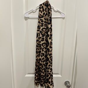 Wrap Life Leopard Scarf